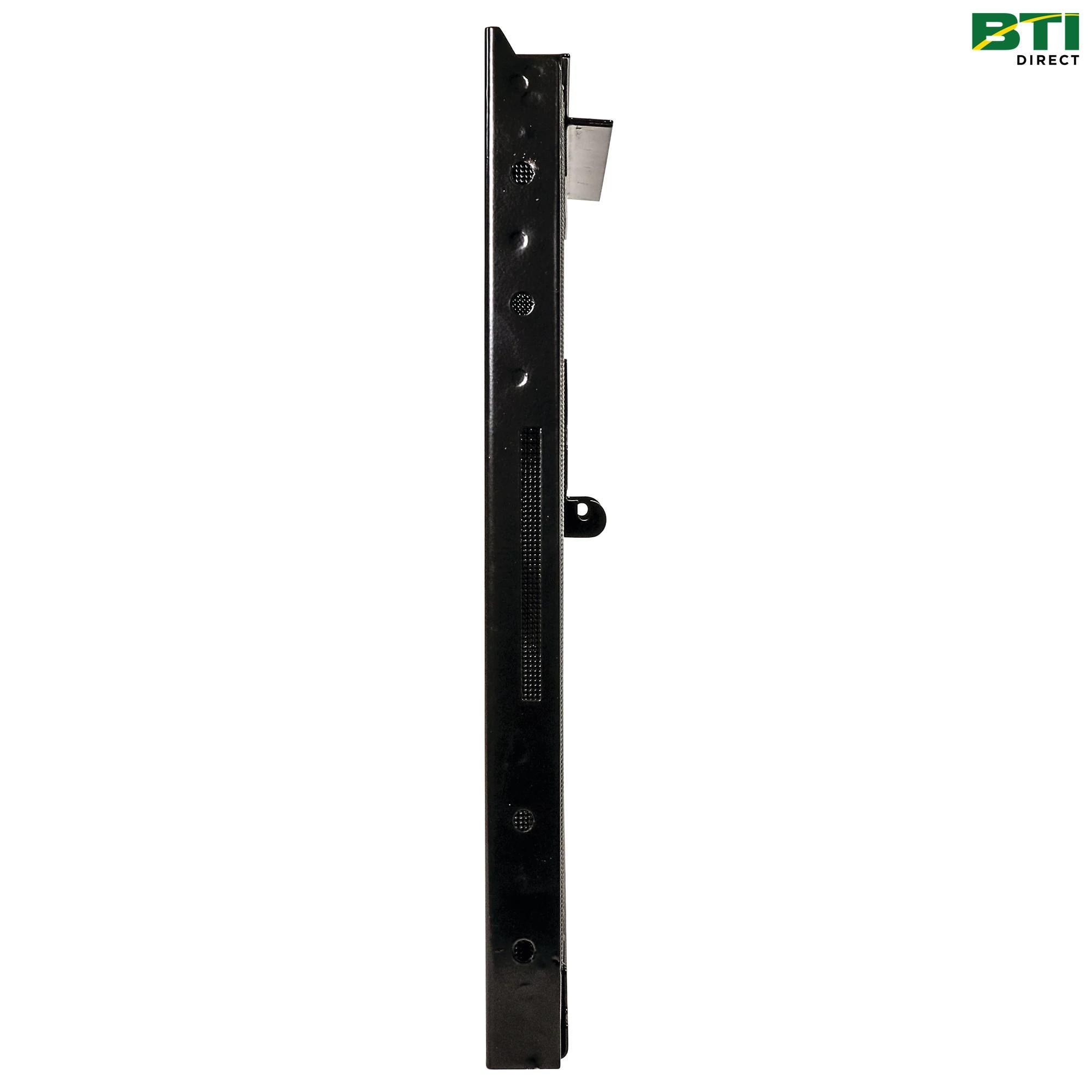 AL67280: Radiator Screen Grille