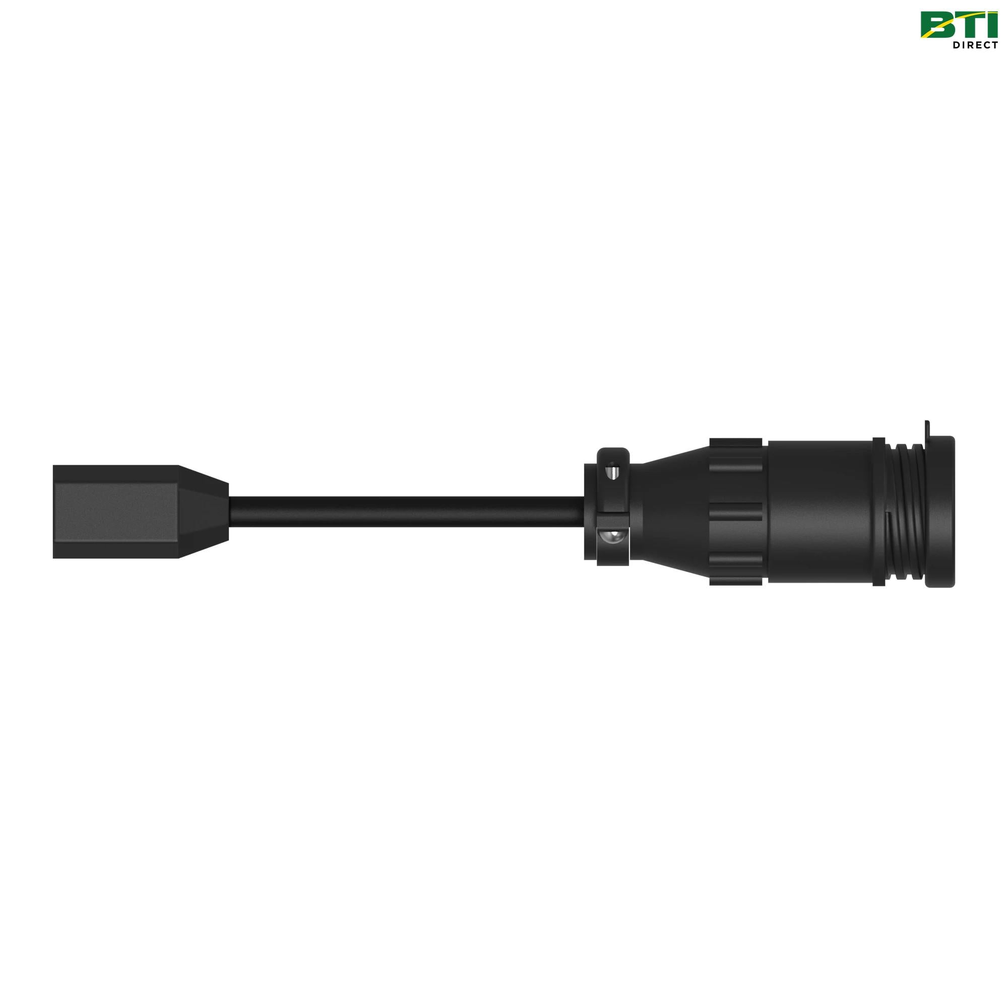 RE67015: 3-Way Convenience Round Adapter