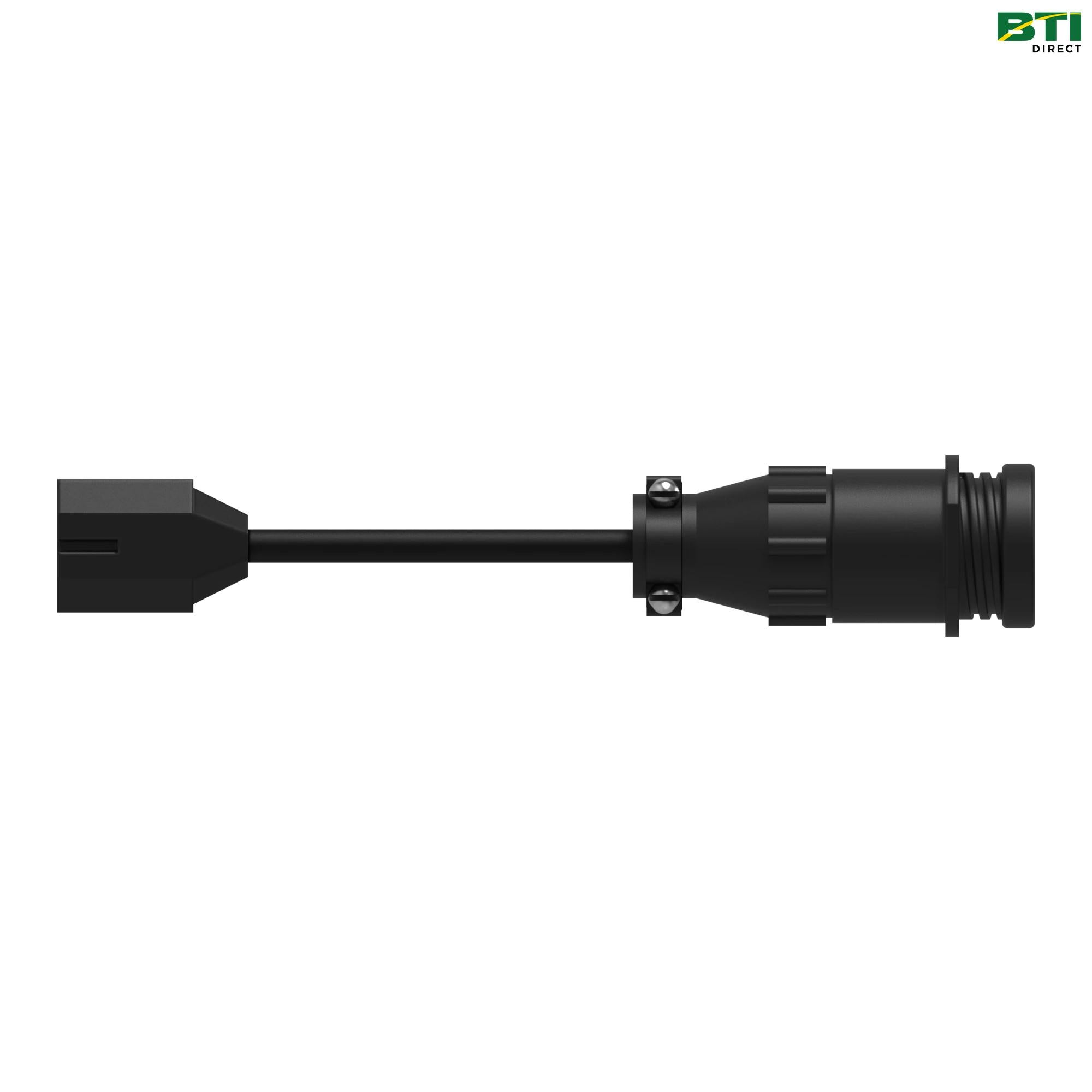 RE67015: 3-Way Convenience Round Adapter