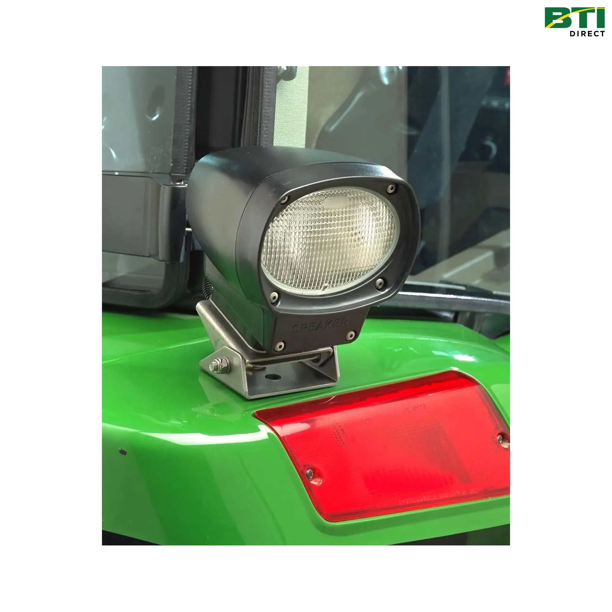 RE232619: Trapezoid Lens Flood Lamp, 12 Volts, 35 Watts