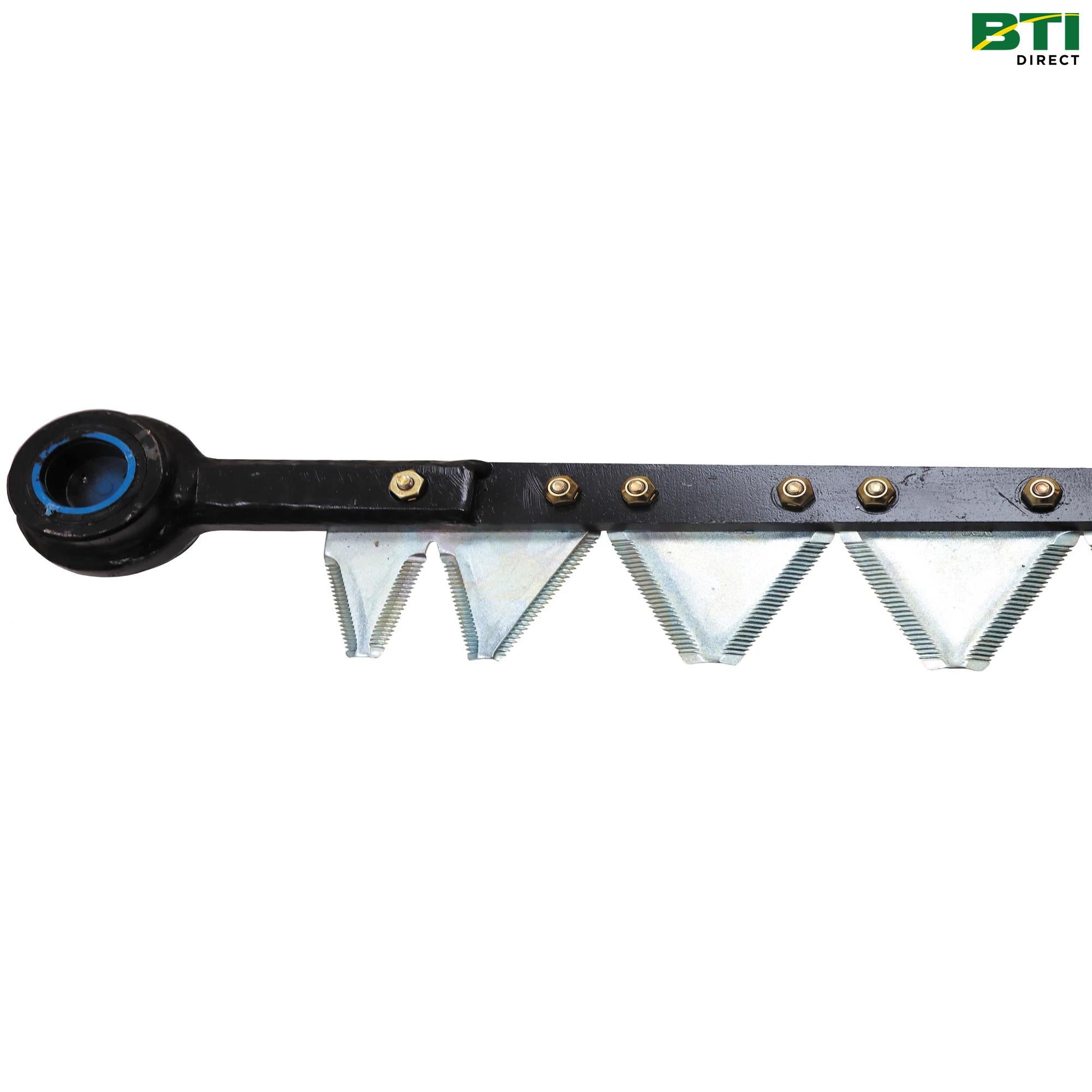 AE28073: Overserrated Cutterbar, 14 Feet