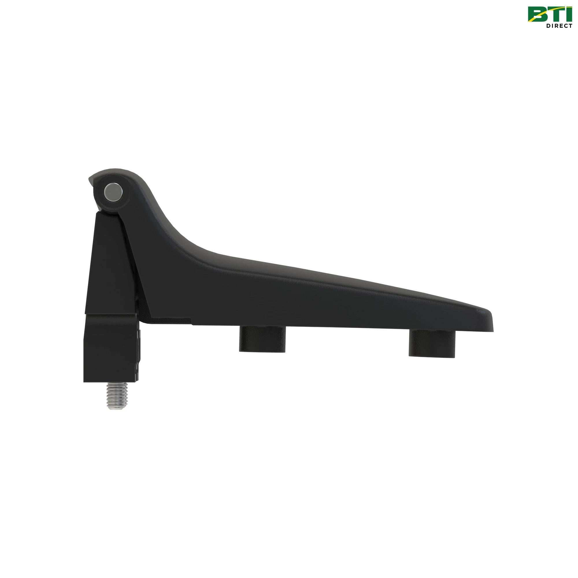 AL179832: Right Side Cab Door Hinge