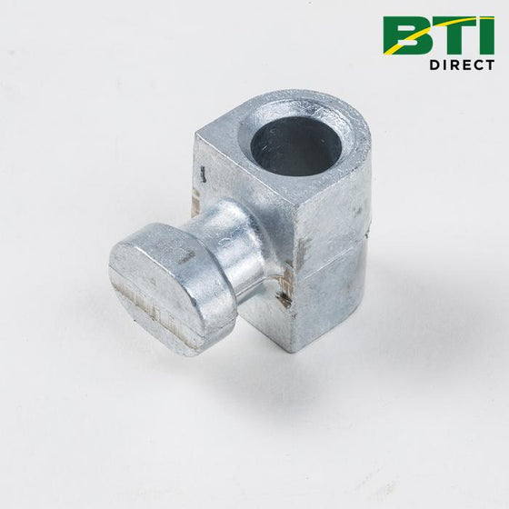 GX21718: Mower Deck Trunnion