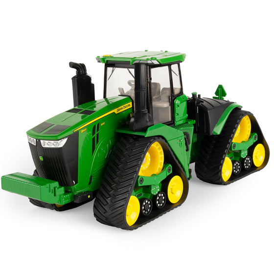 9RX 590 Tractor (1/32 Scale)